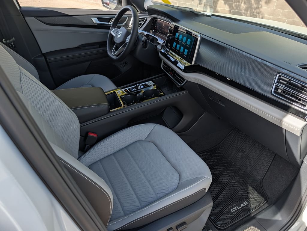 2026 Volkswagen Atlas Cross Sport SEL R-LINE - Photo 21