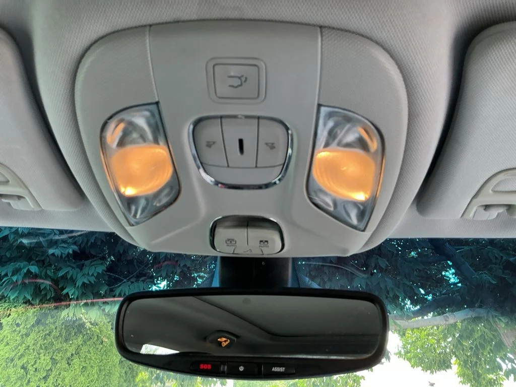 Used 2018 Orange Jeep Trailhawk image 30