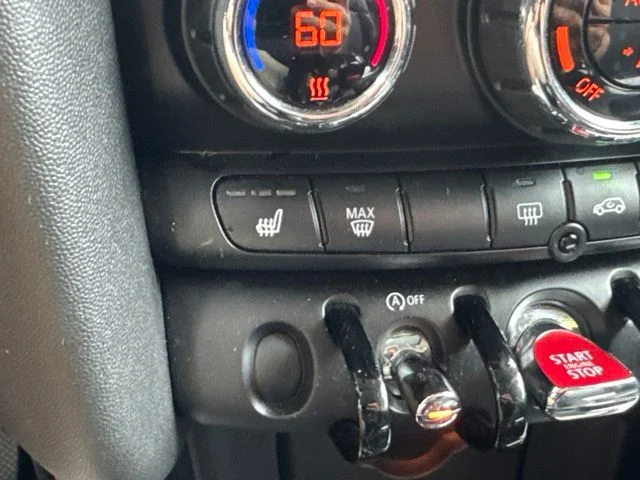 Used 2019 Black MINI Classic image 23