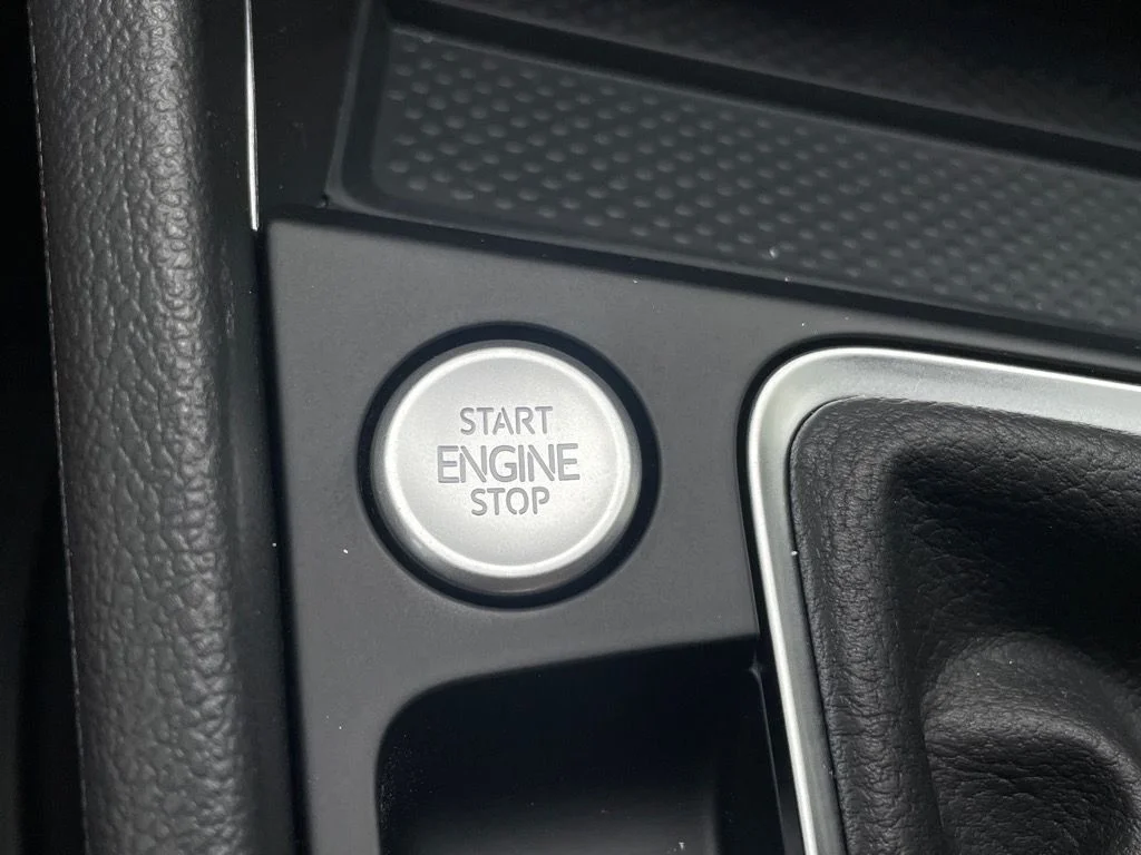 2025 Volkswagen Jetta SE - Photo 26