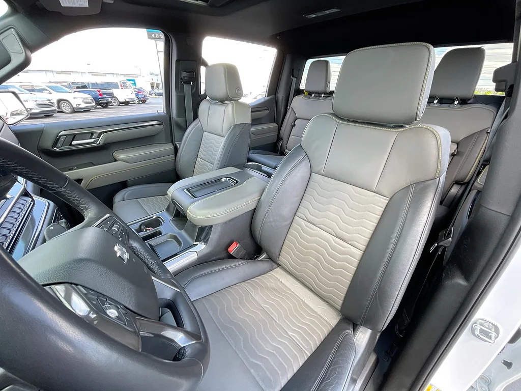 Used 2022 Summit White Chevrolet ZR2 image 20