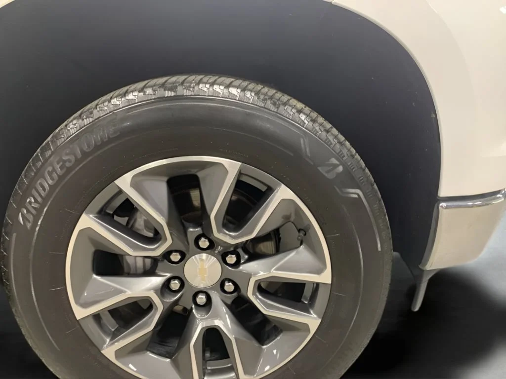 2023 Chevrolet Silverado 1500 LT - Photo 27