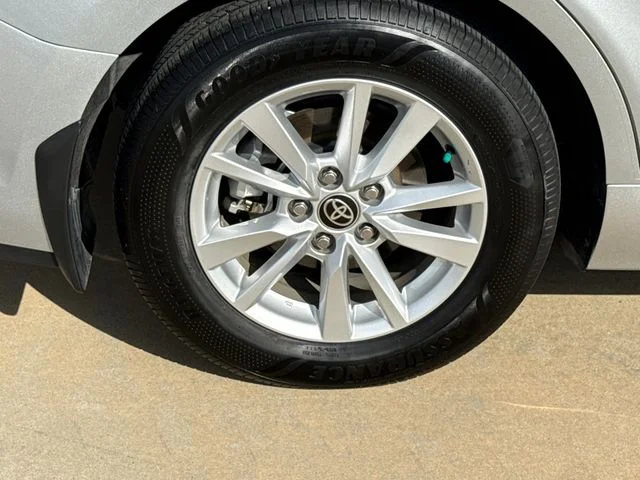 Used 2025 Silver Toyota LE image 9
