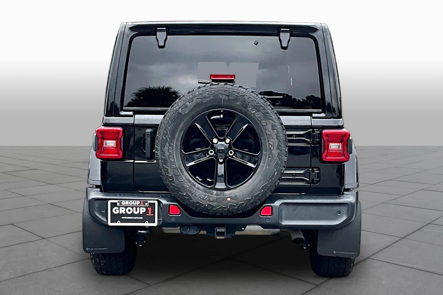 Used 2021 Black Clearcoat Jeep Unlimited Sahara Altitude image 5