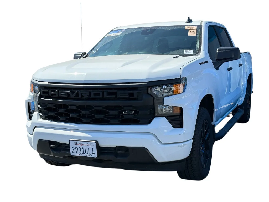 Used 2026 Summit White Chevrolet Custom image 11