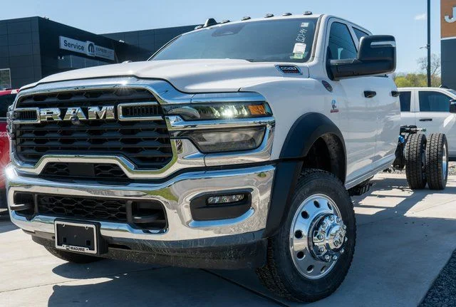 2026 RAM 5500 Big Horn 4X4 Crew Cab DRW 197" WB's photo