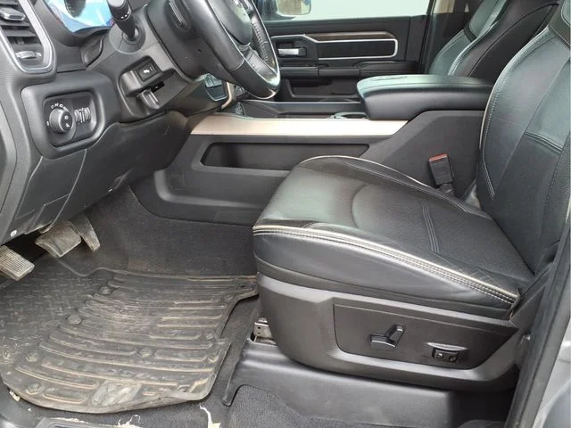 Used 2019 Silver Ram Laramie image 20