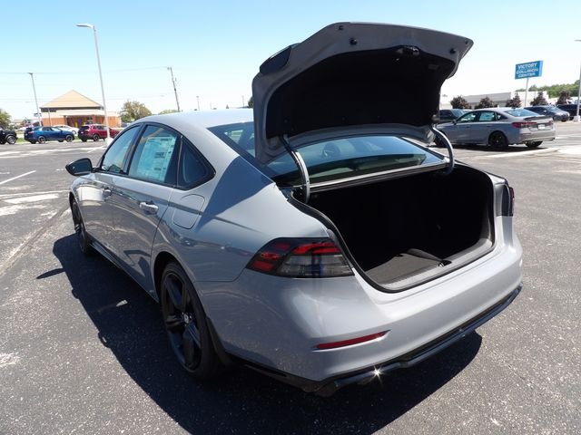 New 2026 Urban Gray Pearl Honda Sport-L image 10