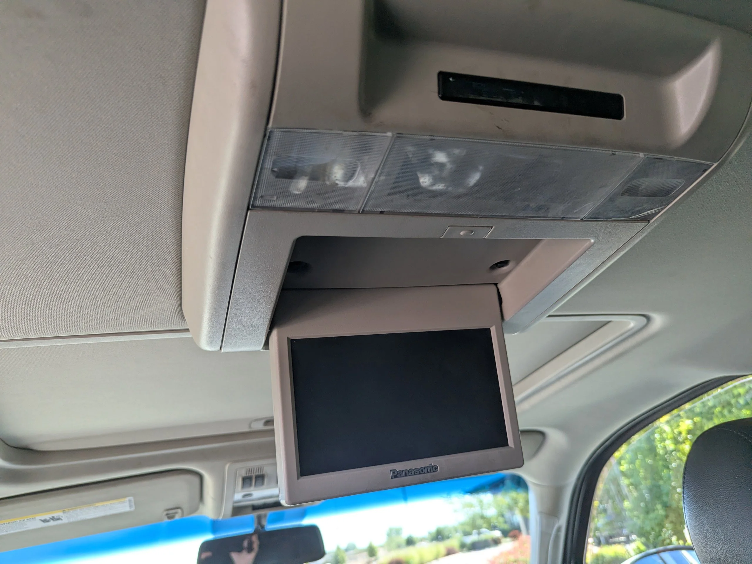 Used 2014 White Diamond Tricoat GMC SLT image 32