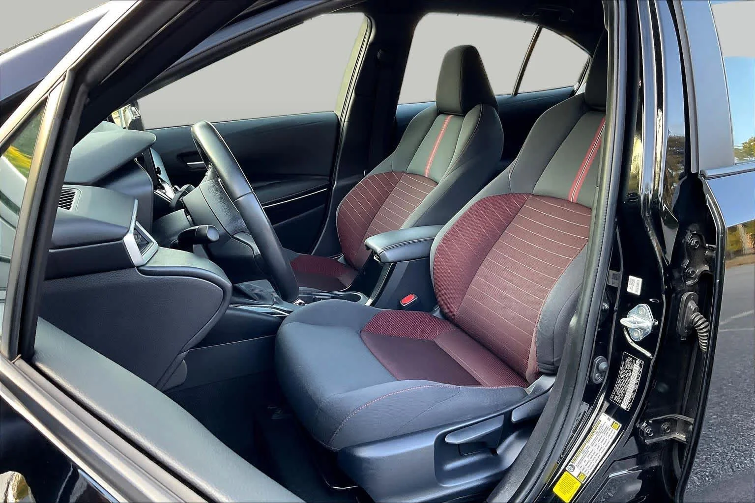 Certified Used 2025 Midnight Black Metallic Toyota SE image 8