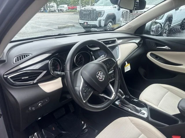 Used 2023 Gray Buick Preferred image 10