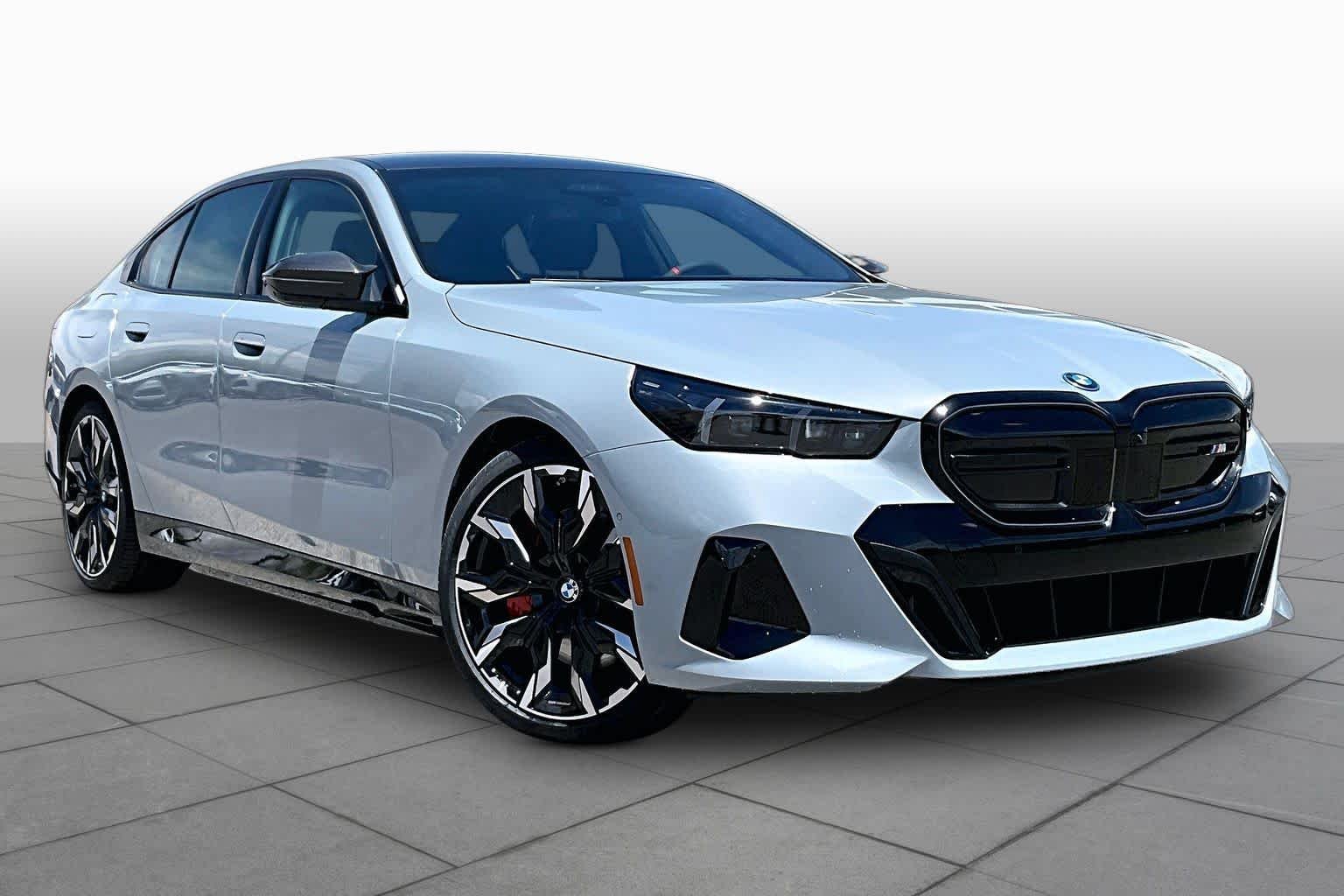 New 2026 Brooklyn Grey Metallic BMW M60 image 2