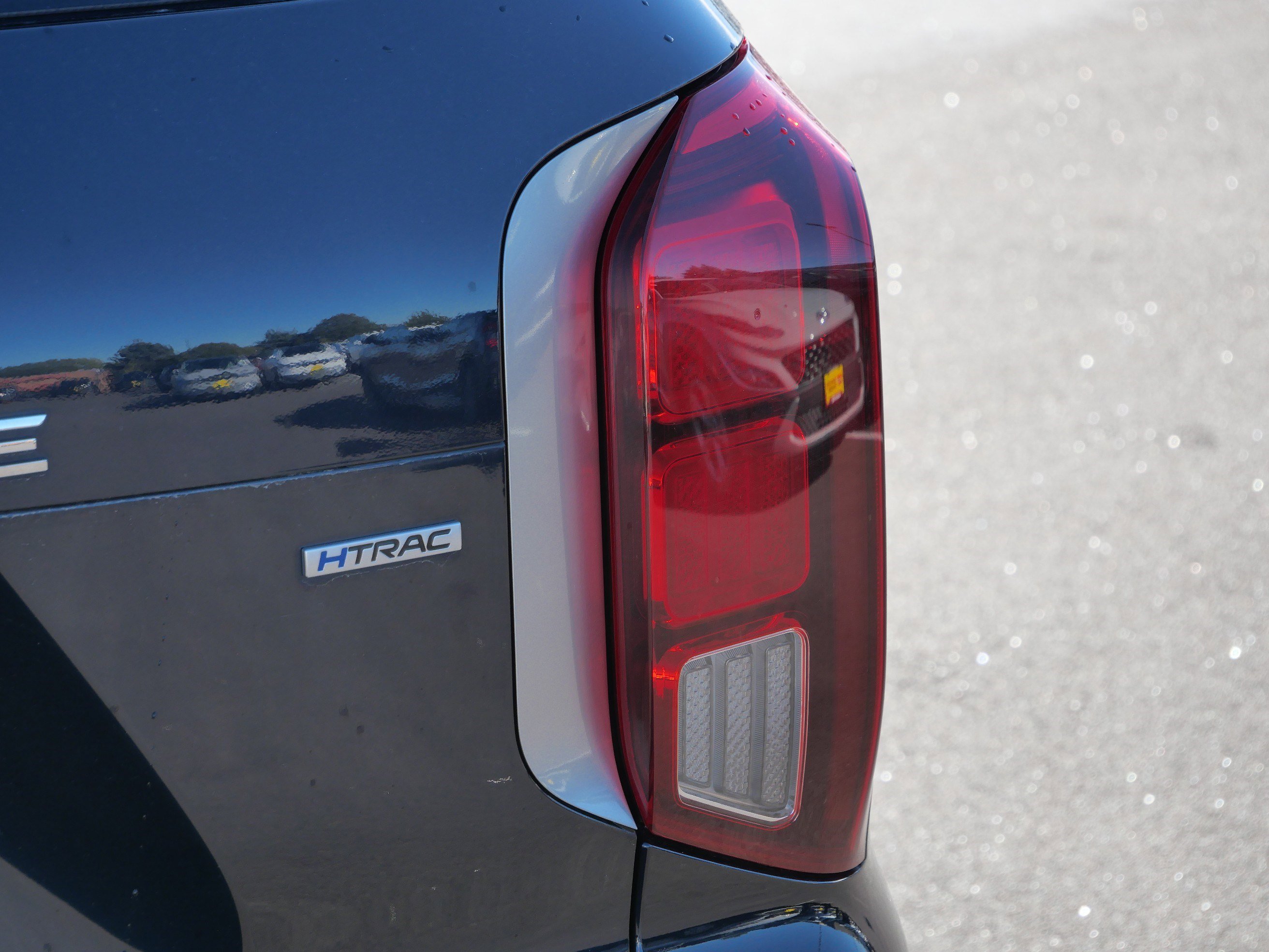Used 2021 Moonlight Cloud Hyundai SEL image 17