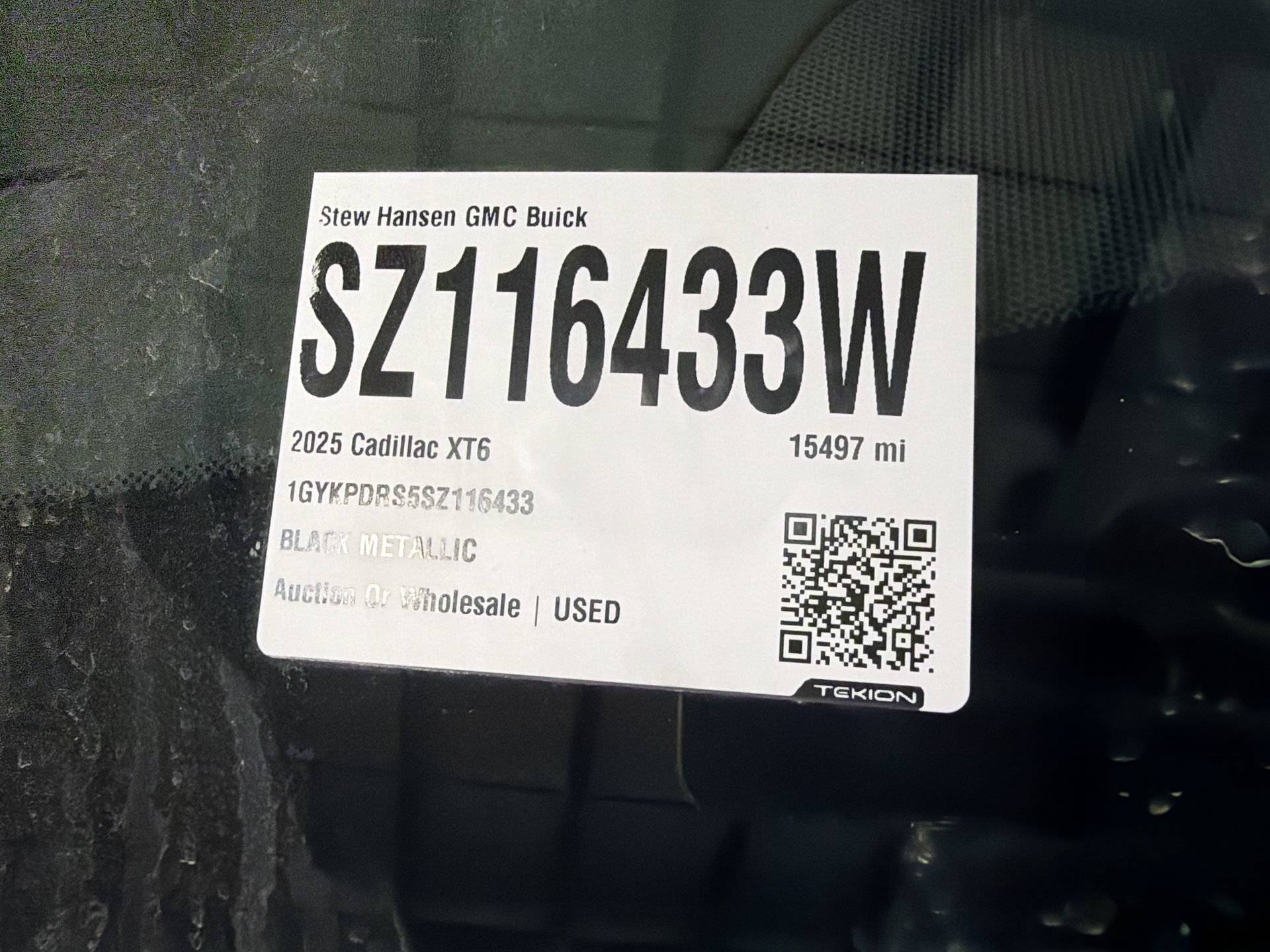 Used 2025 Stellar Black Metallic Cadillac Premium Luxury image 34