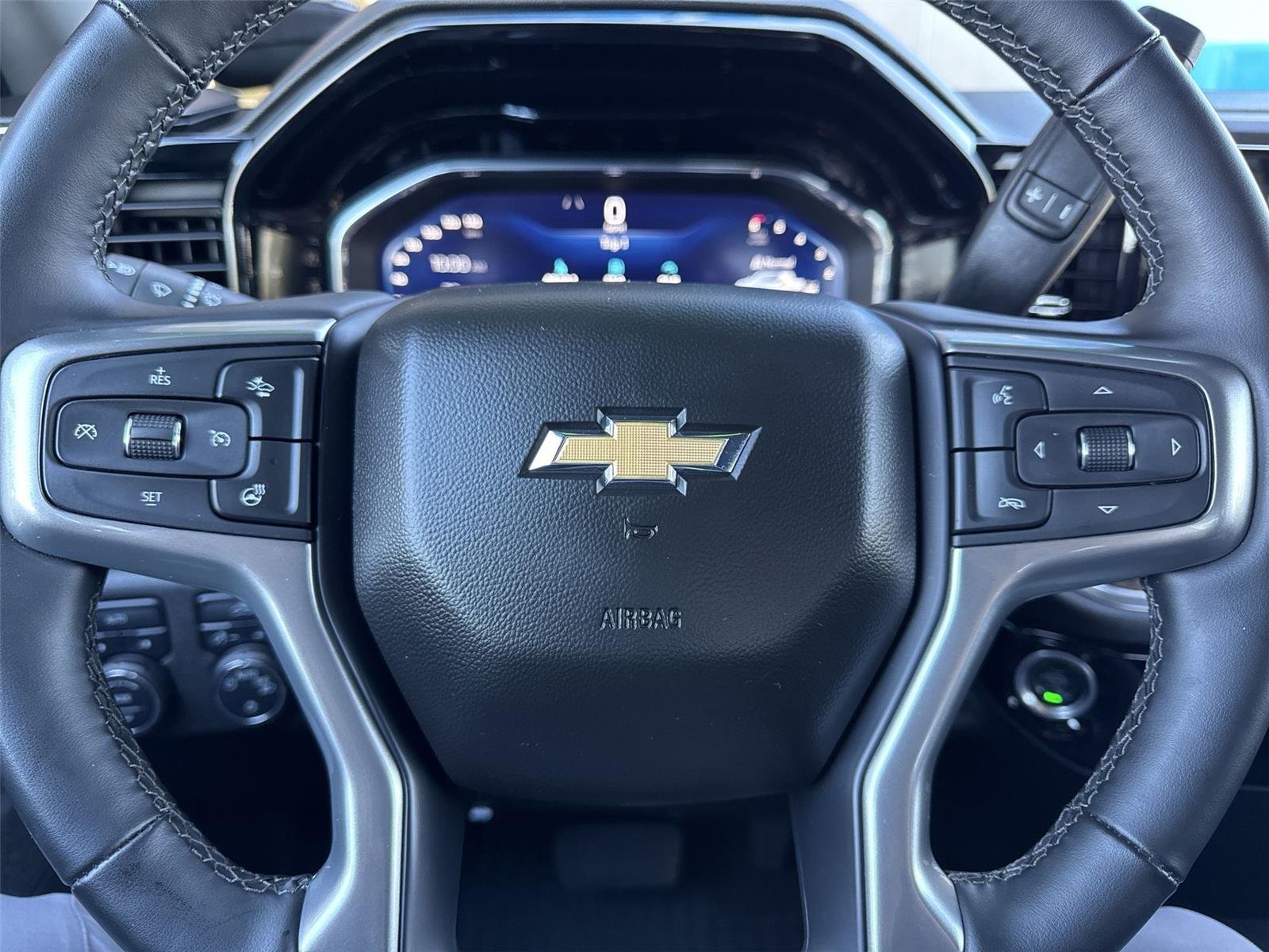 2025 Chevrolet Silverado 1500 LT - Photo 20