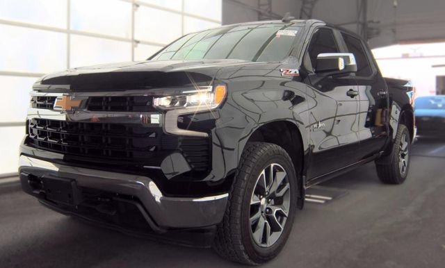 Used 2022 Black Chevrolet LT image 1