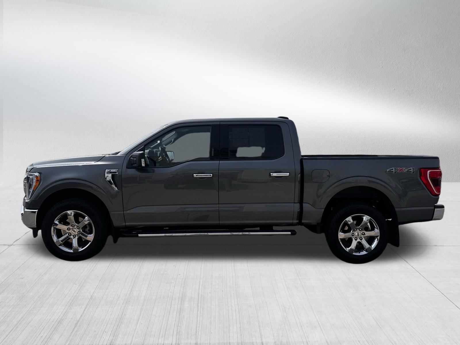 Used 2021 Carbonized Gray Metallic Ford XLT image 5