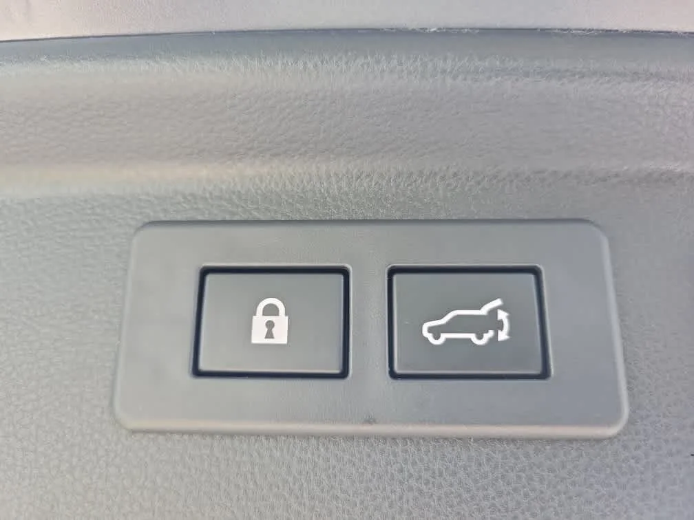 Used 2024 Magnetite Gray Metallic Subaru Sport image 32