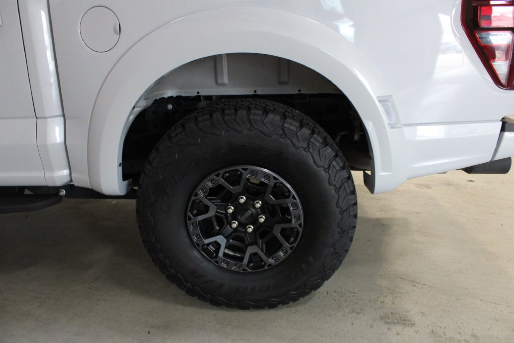 Used 2025 White Metallic Ford Raptor R image 28