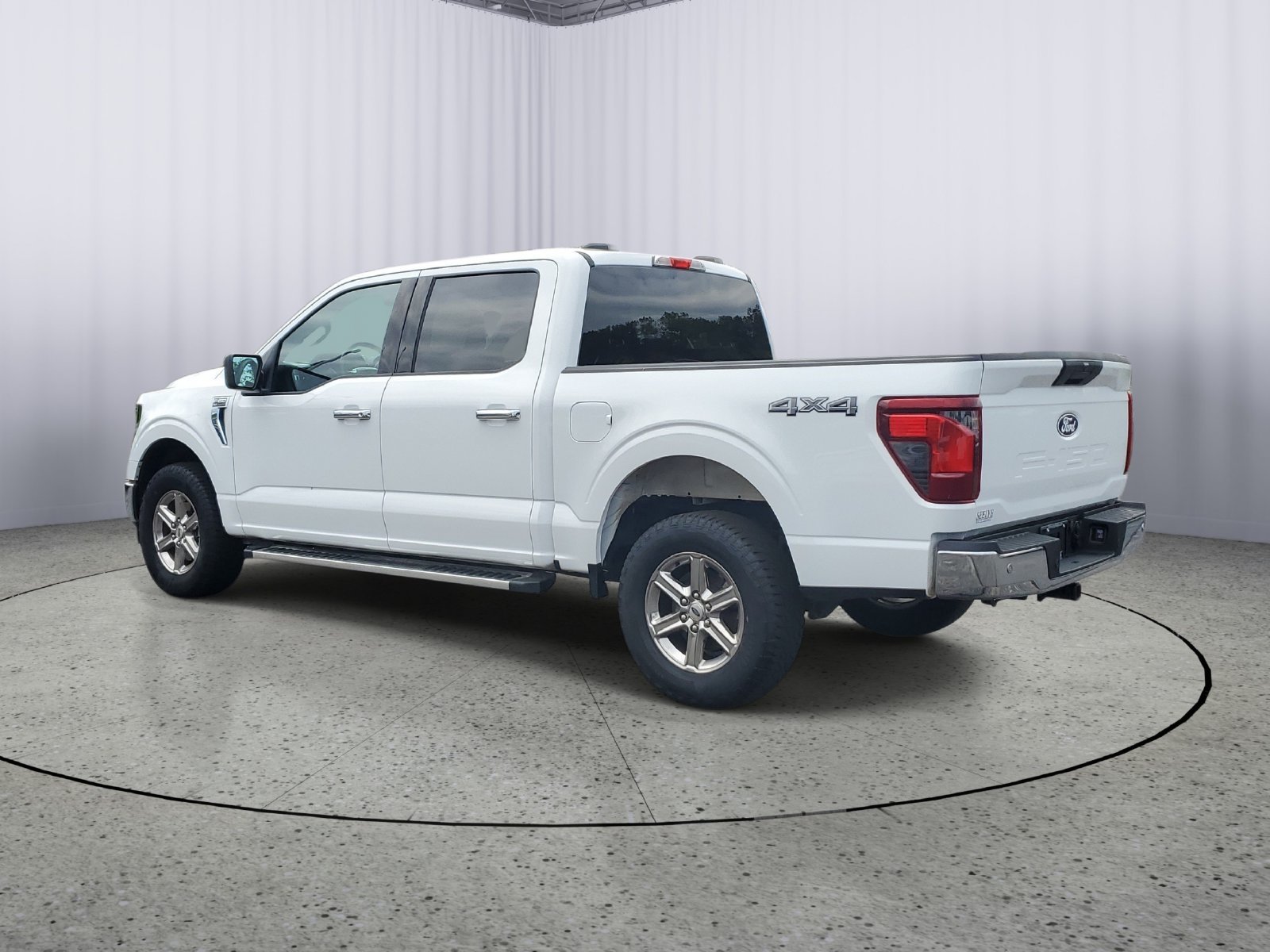 Certified Used 2025 White Ford XLT image 3