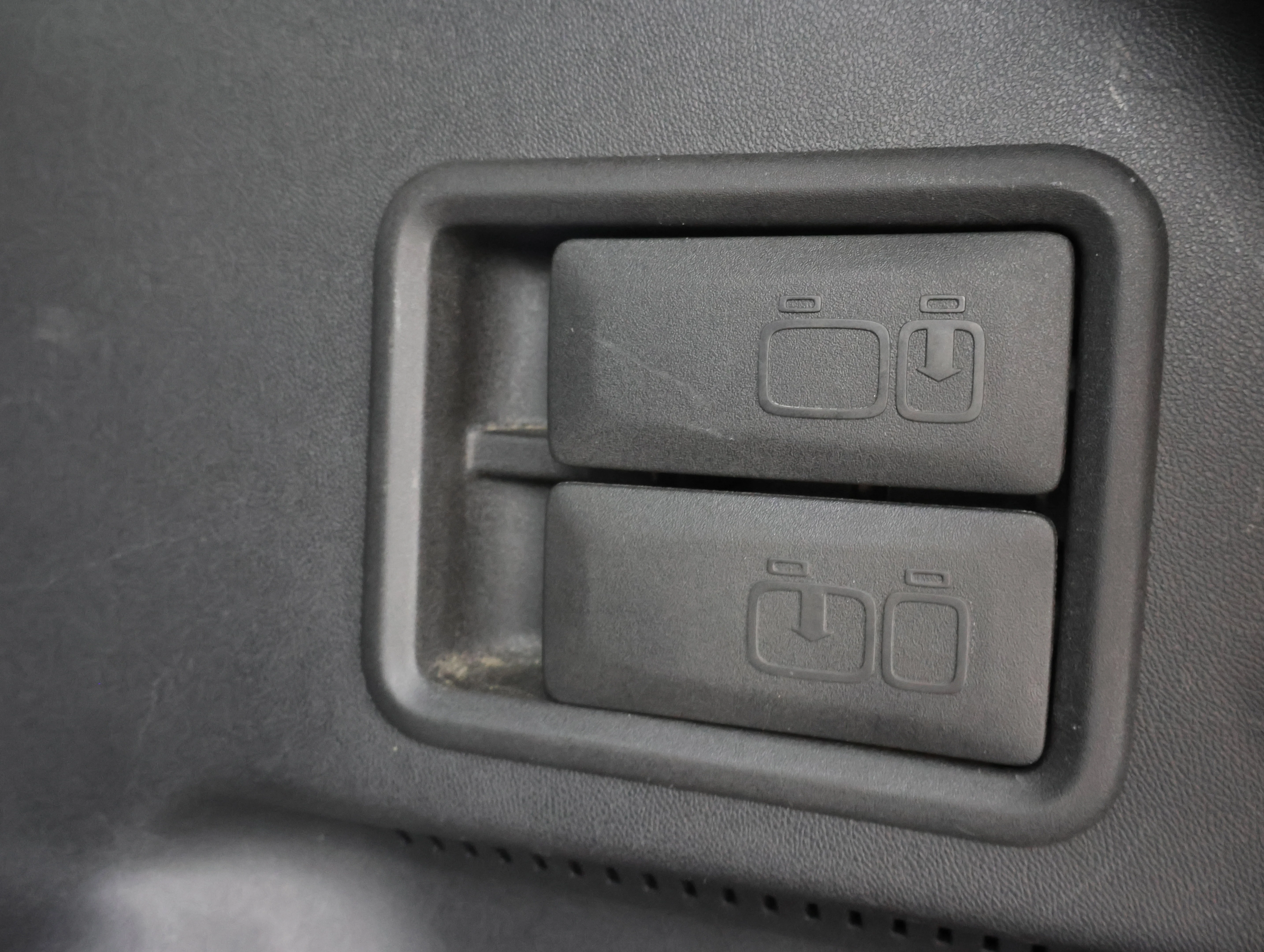 Used 2018 Sandy Ridge Metallic Chevrolet Premier image 28
