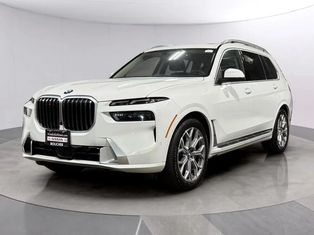 Used 2026 Alpine White BMW xDrive40i image 7