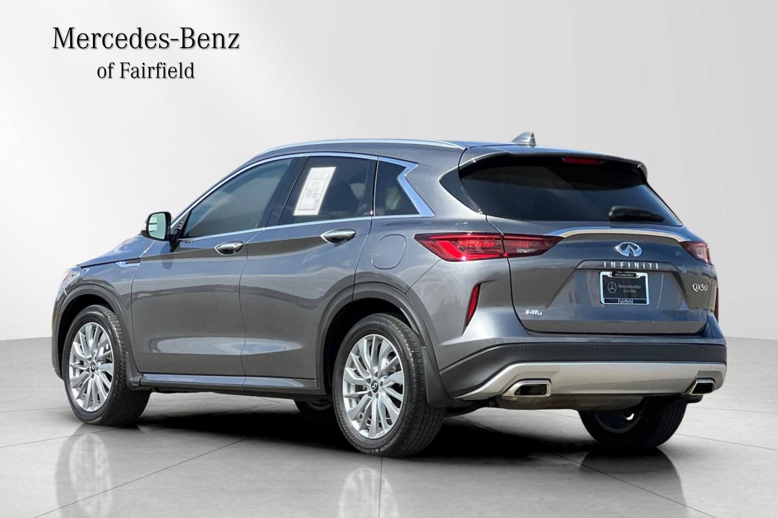 Used 2023 Graphite Shadow INFINITI LUXE image 6