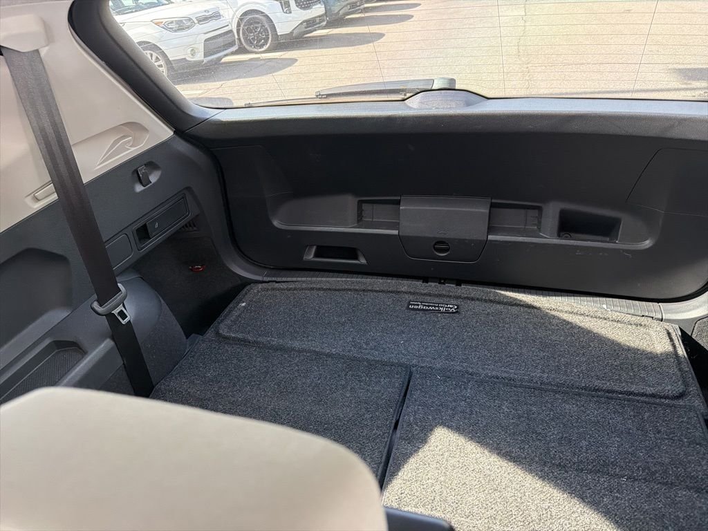 Used 2018 Red Volkswagen 2.0T S image 19