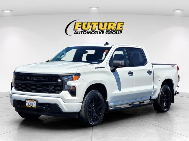 Used 2023 White Chevrolet Custom image 8