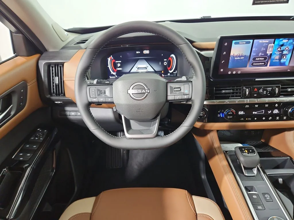 New 2026 Everest White Pearl TriCoat Nissan Platinum image 13
