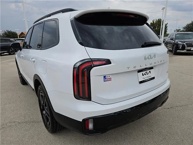 Used 2024 White KIA SX-Prestige X-Line All-Wheel Drive image 3