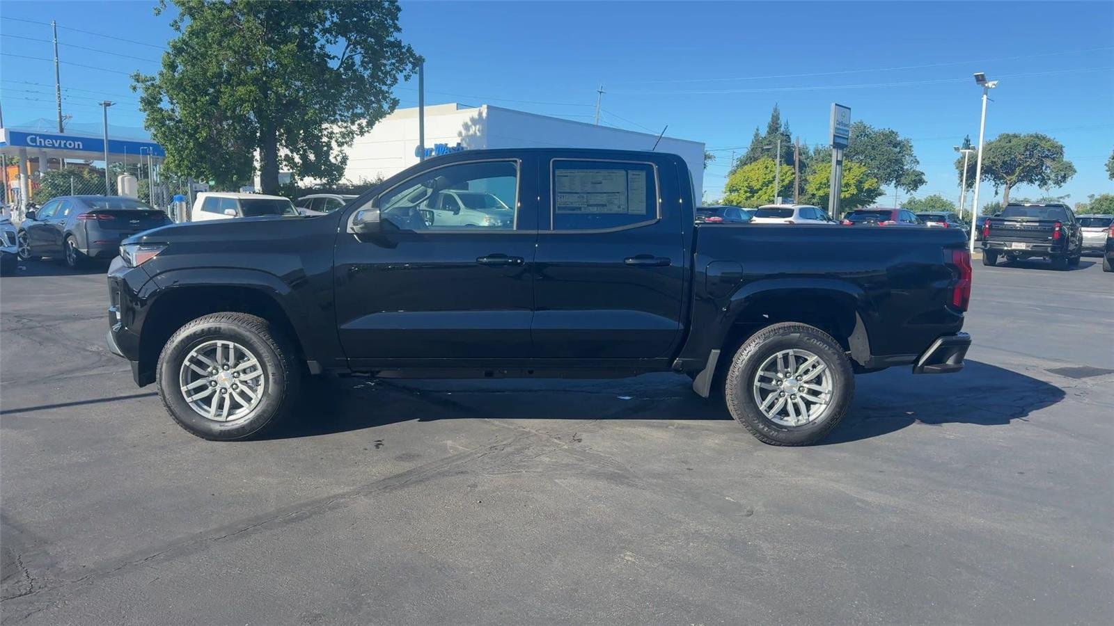 2026 Chevrolet Colorado LT - Photo 8