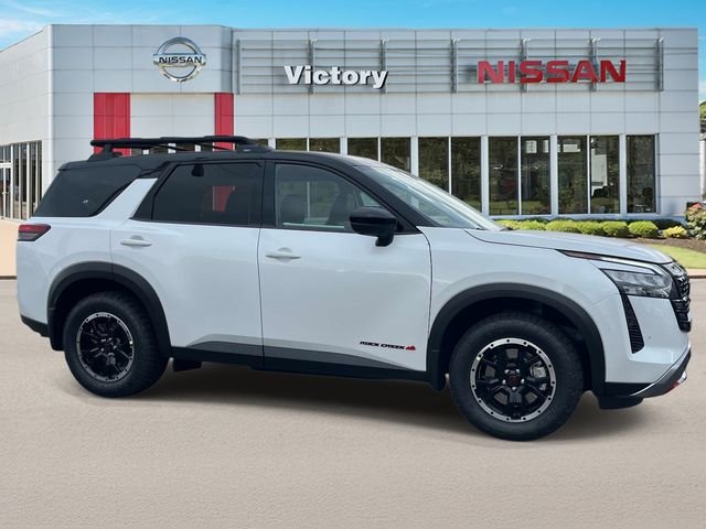 New 2026 Everest White Pearl TriCoat / Super Black Two-tone Nissan Rock Creek® image 2