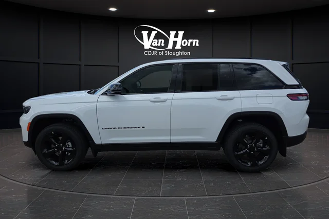 New 2025 Bright White Clear-Coat Exterior Paint Jeep Altitude X image 12