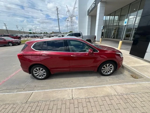 Used 2019 CHILI RED METALLIC Buick Essence image 3