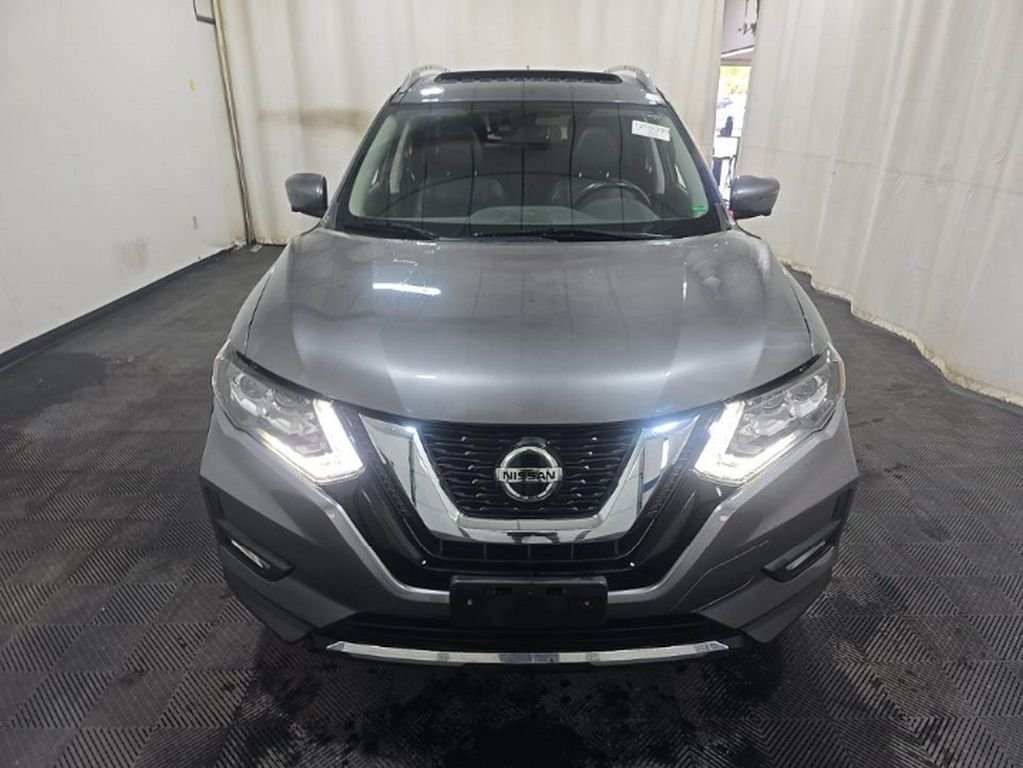 Used 2020 Gray Nissan SV image 2