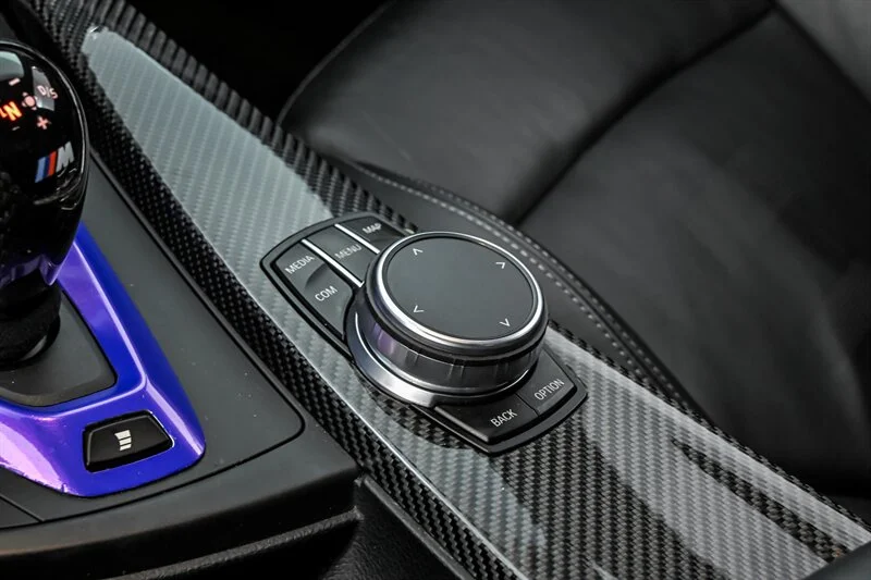 Used 2018  BMW  image 30