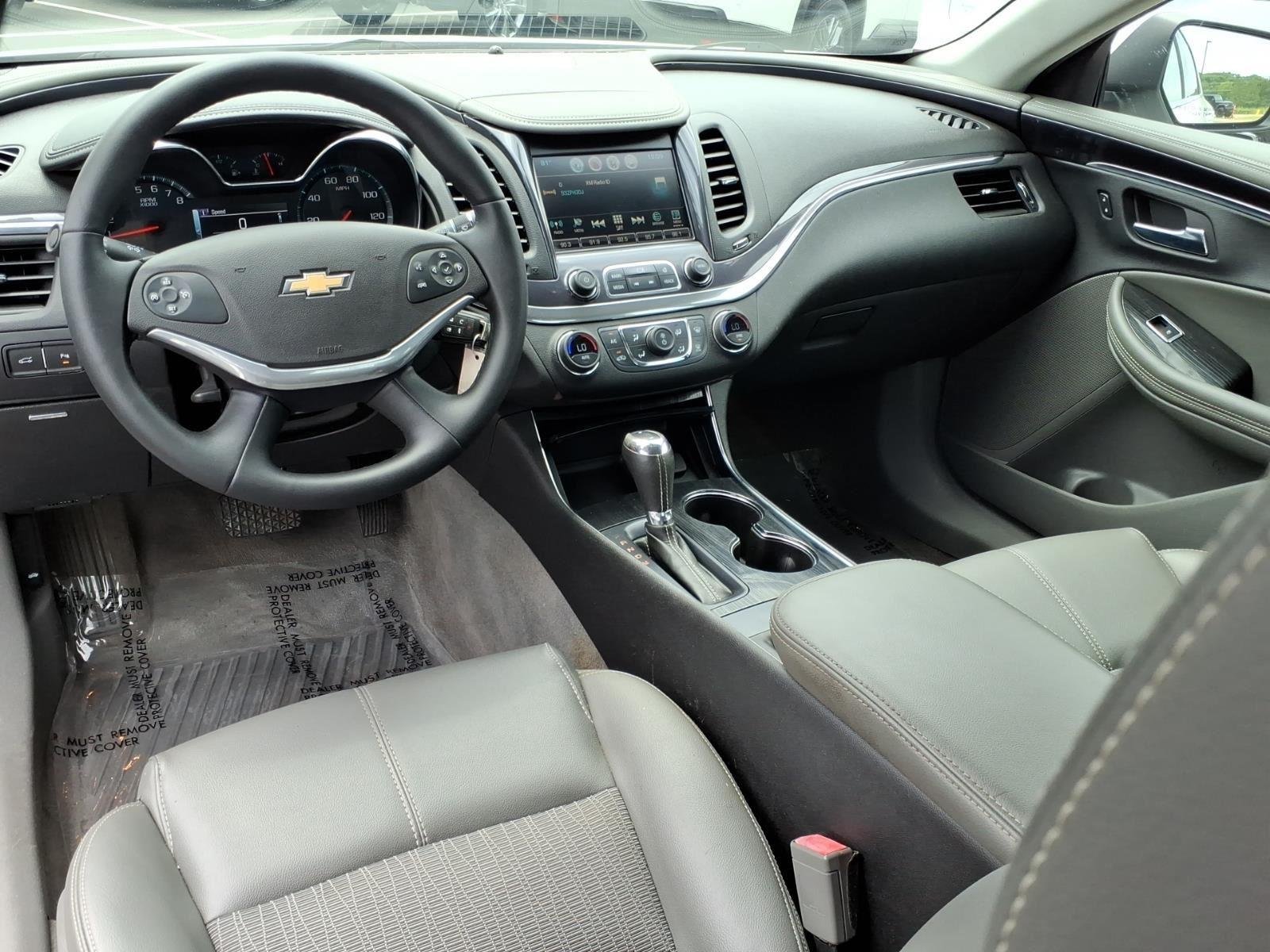 Used 2016 Summit White Chevrolet LT image 18