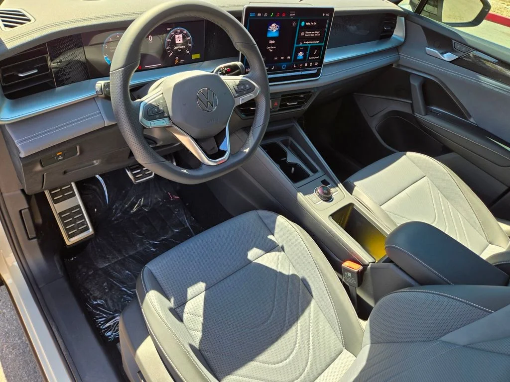 New 2026 Beige Volkswagen 2.0T SE R-Line Black image 9