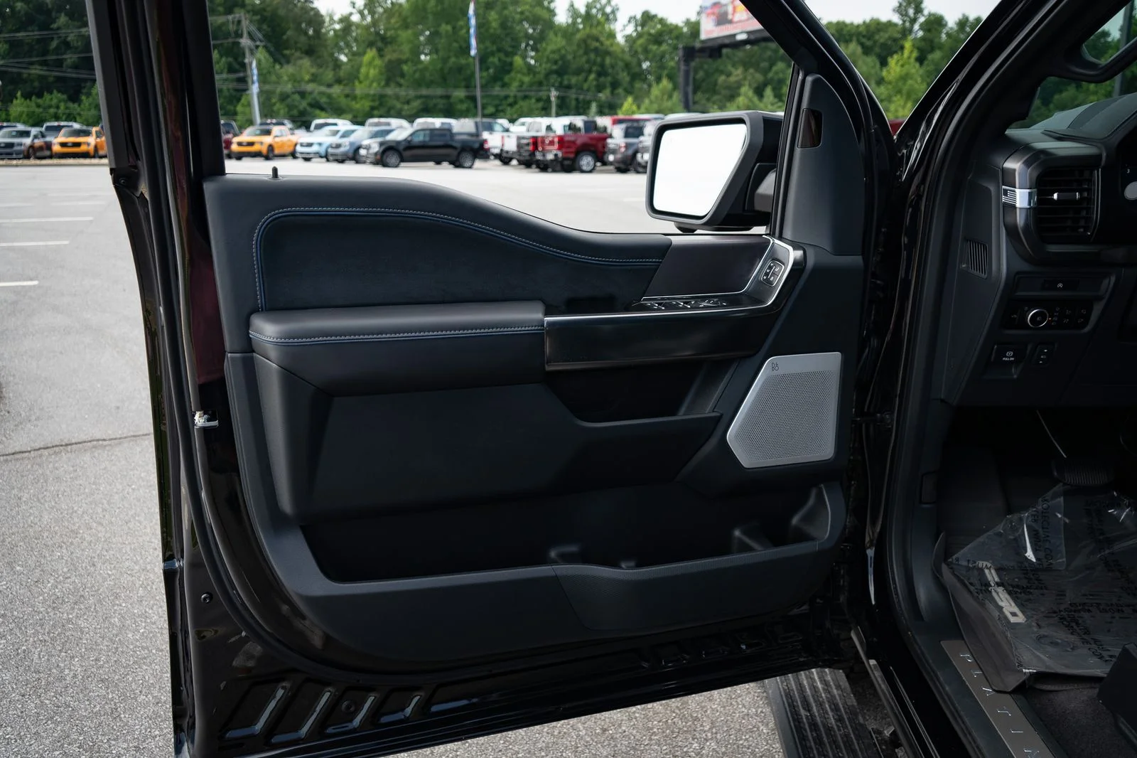 Used 2025 Black Ford Platinum image 34
