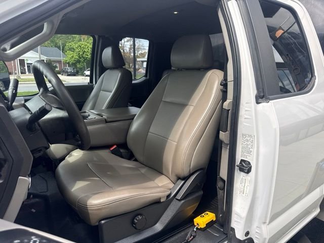 Used 2020 White Ford XL image 8