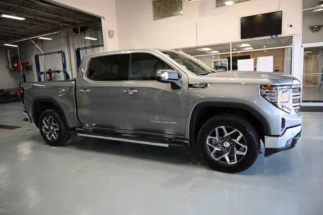 New 2026 Sterling Metallic GMC SLT image 4