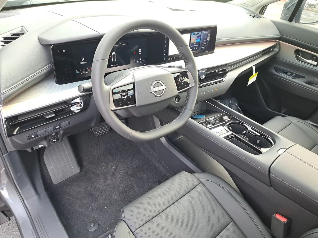 New 2026 Gray Nissan SL image 18