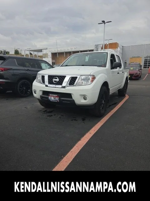 Used 2020 White Nissan SV image 1