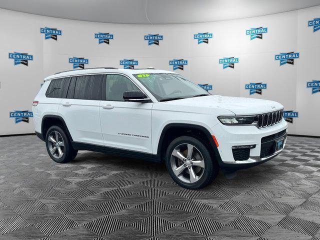 Used 2022 Bright White Clearcoat Jeep Limited image 8