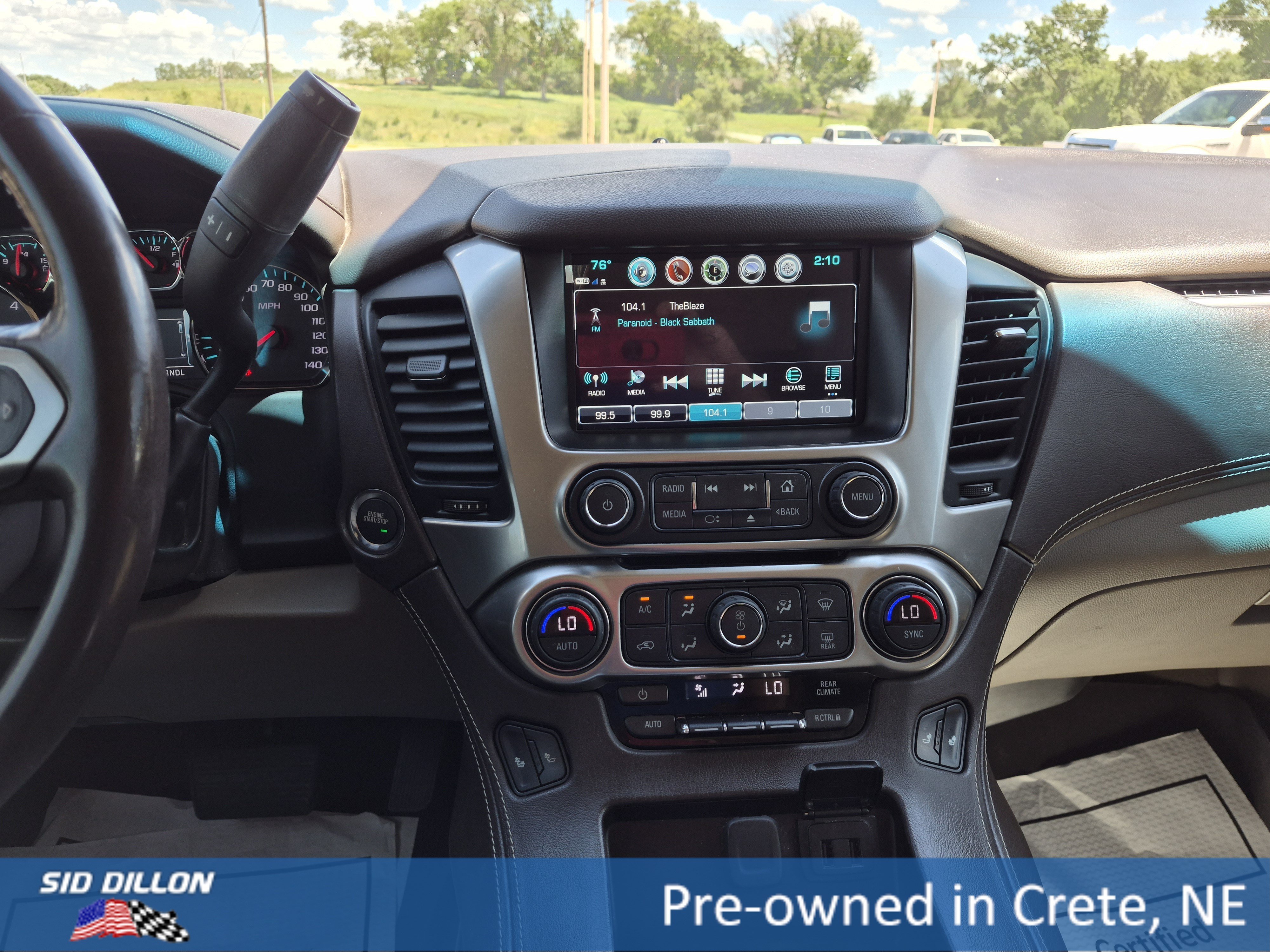 Used 2019 Iridescent Pearl Tricoat Chevrolet LT image 7