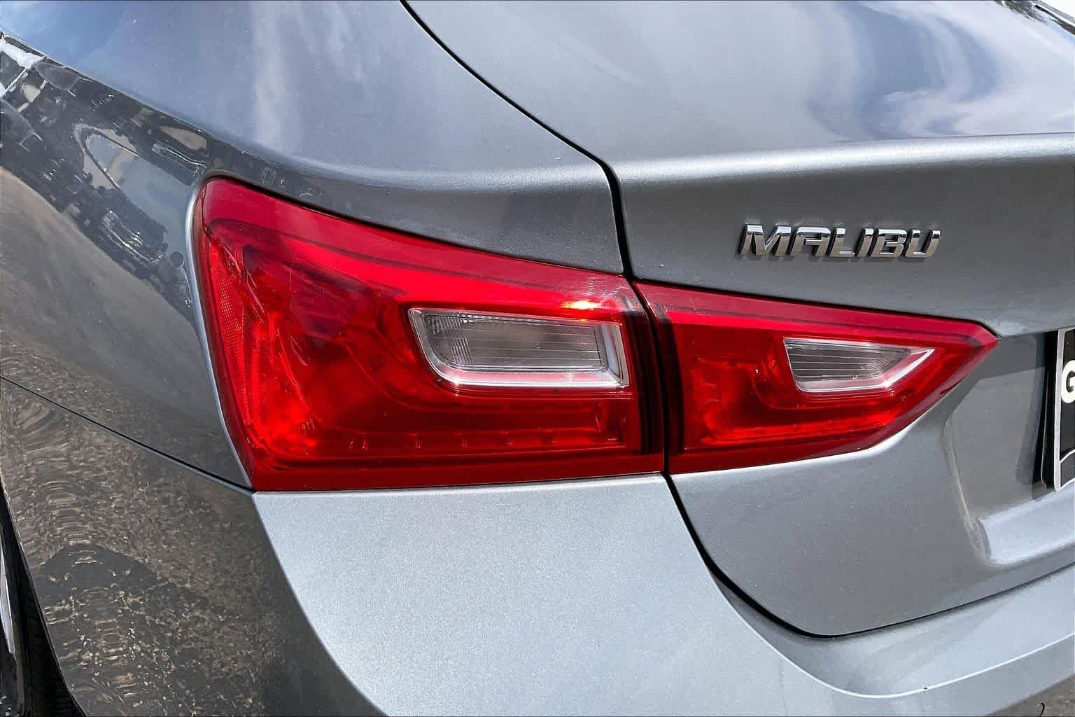 Used 2024 Sterling Gray Metallic Chevrolet LT image 27