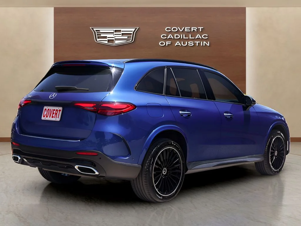 Used 2024 Blue Mercedes-Benz GLC 300 image 4