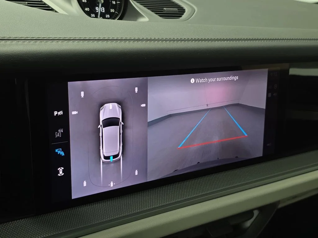 New 2026 Vanadium Grey Metallic Porsche E-Hybrid image 18