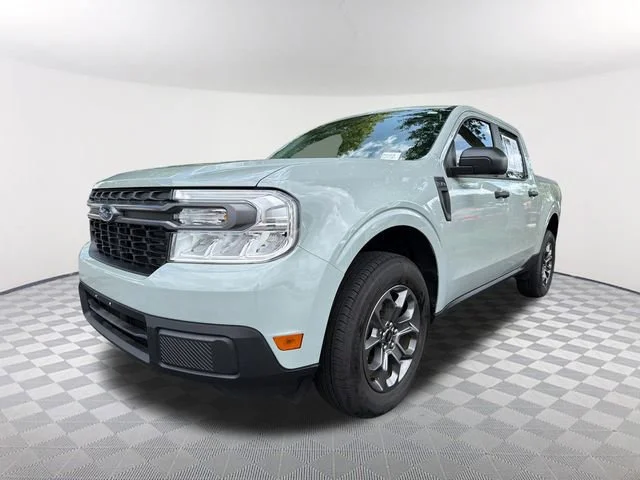 Used 2024 Gray Ford XLT image 1